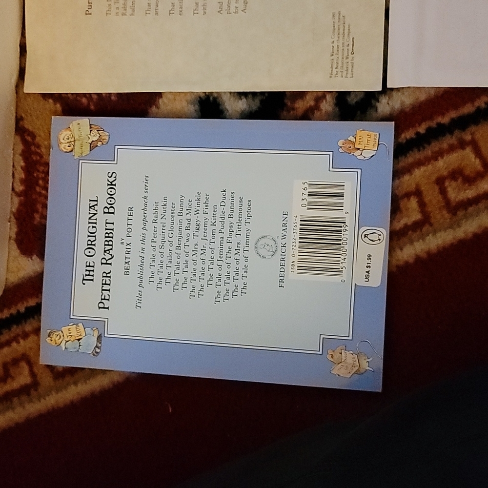 Peter Rabbit 3D Plate with Book - Picture 5 of 8